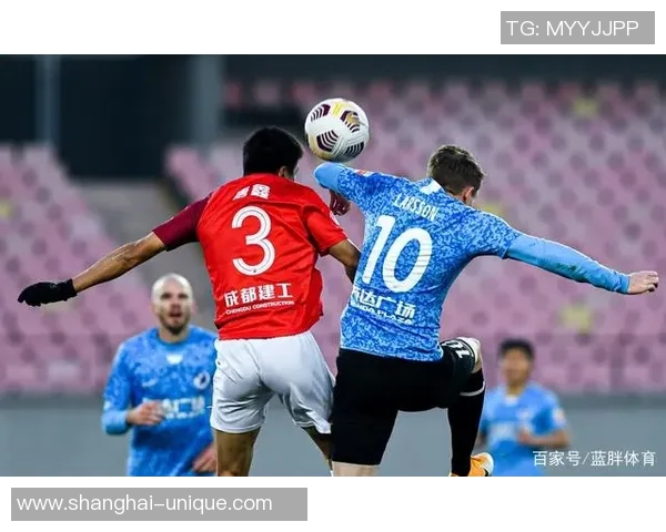 上海篮球队战术变革引发热议球迷热议新打法与球队未来发展方向 上海篮球队战术变革引发热议球迷热议新打法与球队未来发展方向