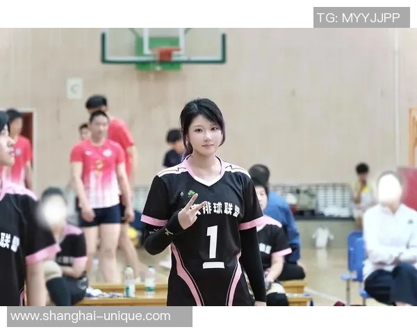 对话杨静：回顾排球生涯的辉煌与挑战分享